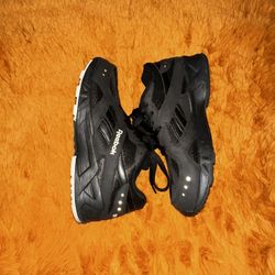 Women’s Reebok Shoes