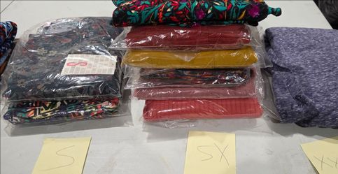 Lularoe Carly (12pcs)