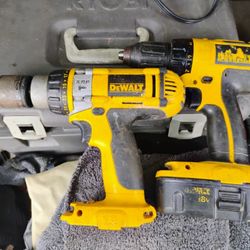 DeWalt 18 volt Drill/Hammer Drill No Charger Work Perfect 