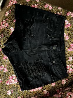 American eagle women shorts size 8 mom short $5