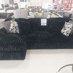 Midnight Madness Fluffy 2pc Sectional 