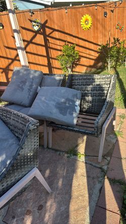 Outside Patio Set UsedOf