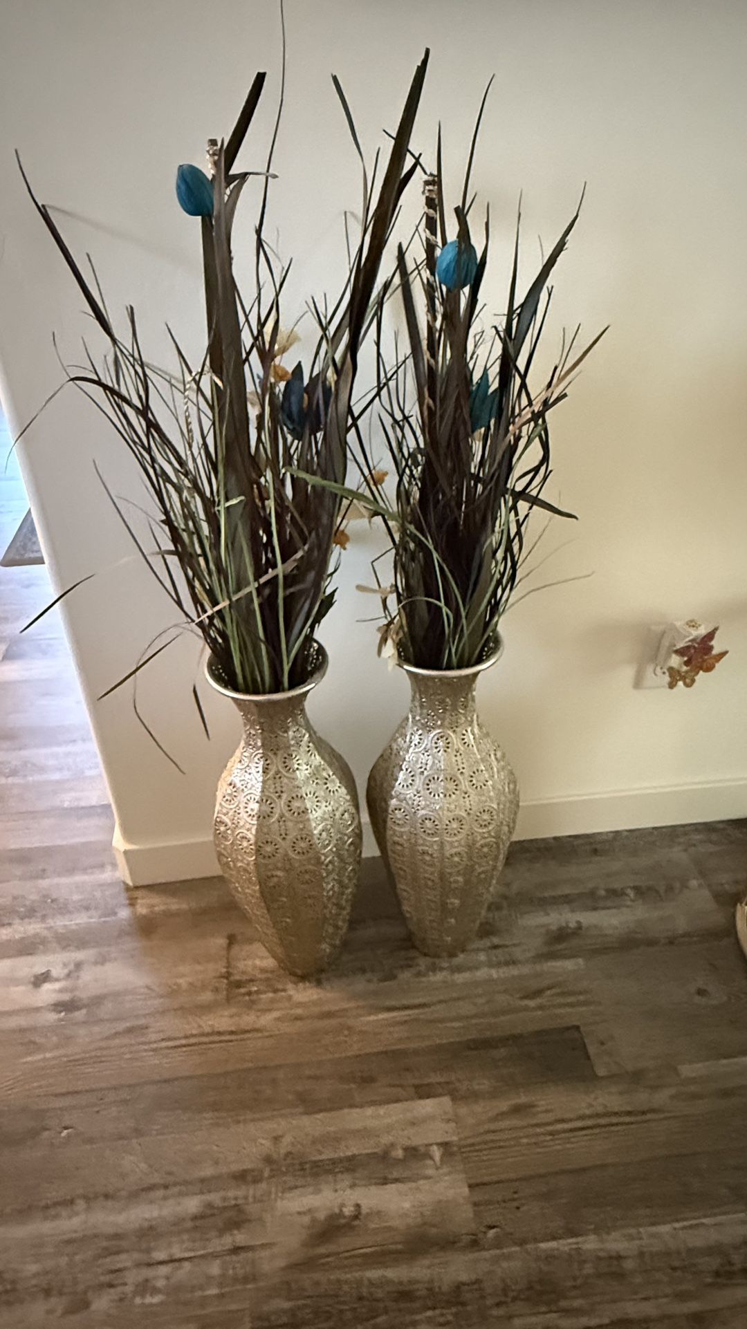 Decor - Flower And Vases