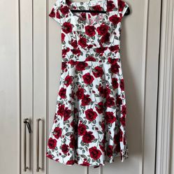 Dress SIZE: S (NEW)