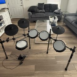 Simmons Titan 20 Electronic Drum Set Kit With Mesh Pads & Bluetooth