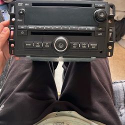 2013 Chevy  Tahoe  Stereo