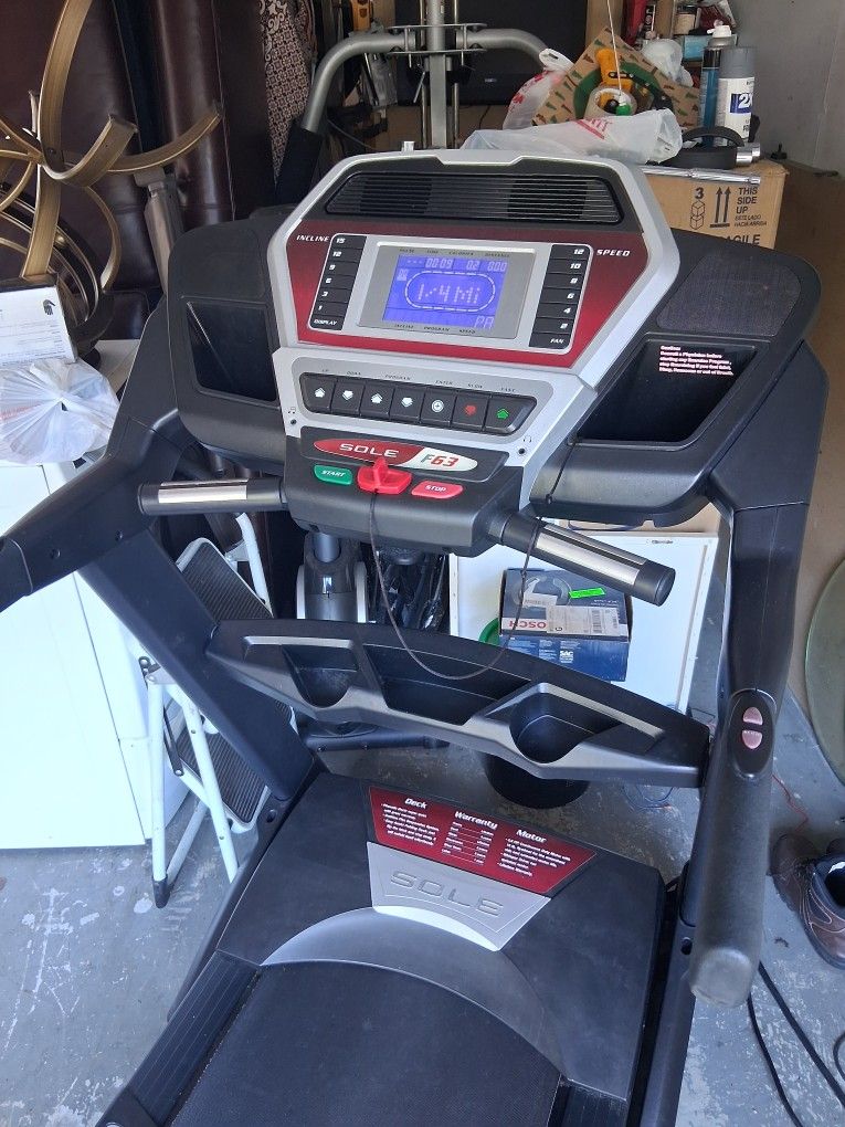 Nice Clean Working Sole F63 Treadmill