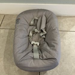 Stokke Tripp Trapp Newborn Set – Excellent Condition