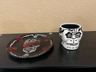 Porcelain 5” Height Skull Planter and 12.5” Skull Serving Plate… BOTH $15