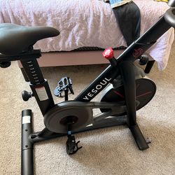 YESOUL Smart Exercise Bike with Screen – Good Condition