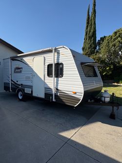 2014 Colman 16ft bunkhouse travel trailer