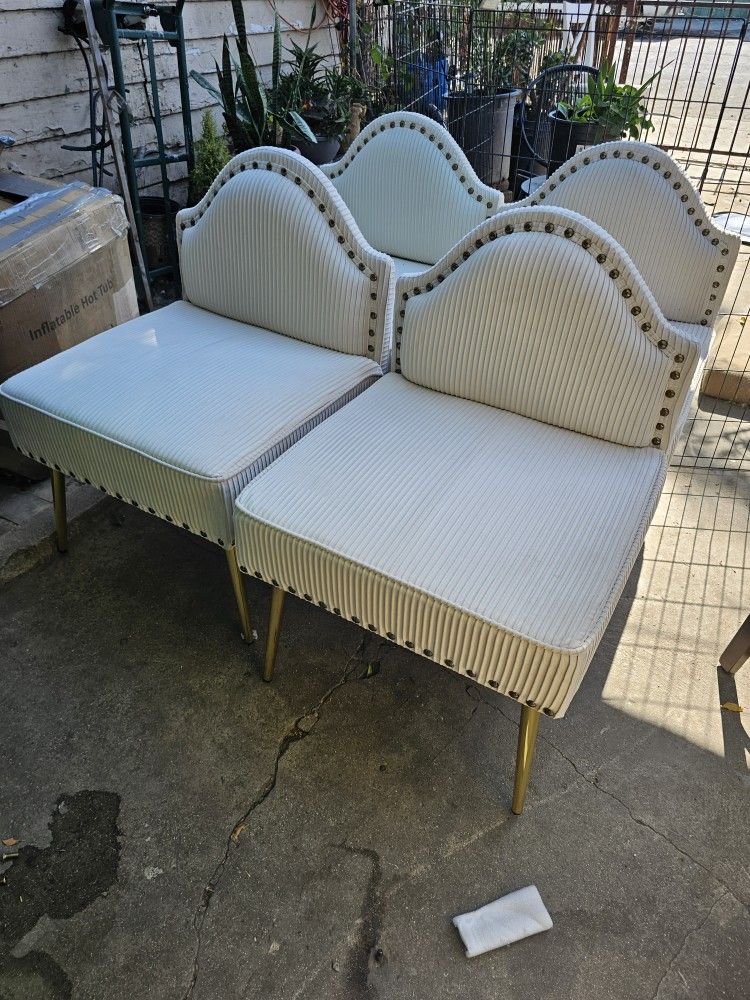 Set Of 4 Beige Velvet Sofa Chairs 