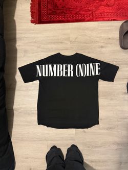 Number (N)INE Black Tee Size Medium, Used