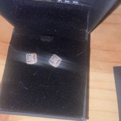 VVS Moissanite earrings 