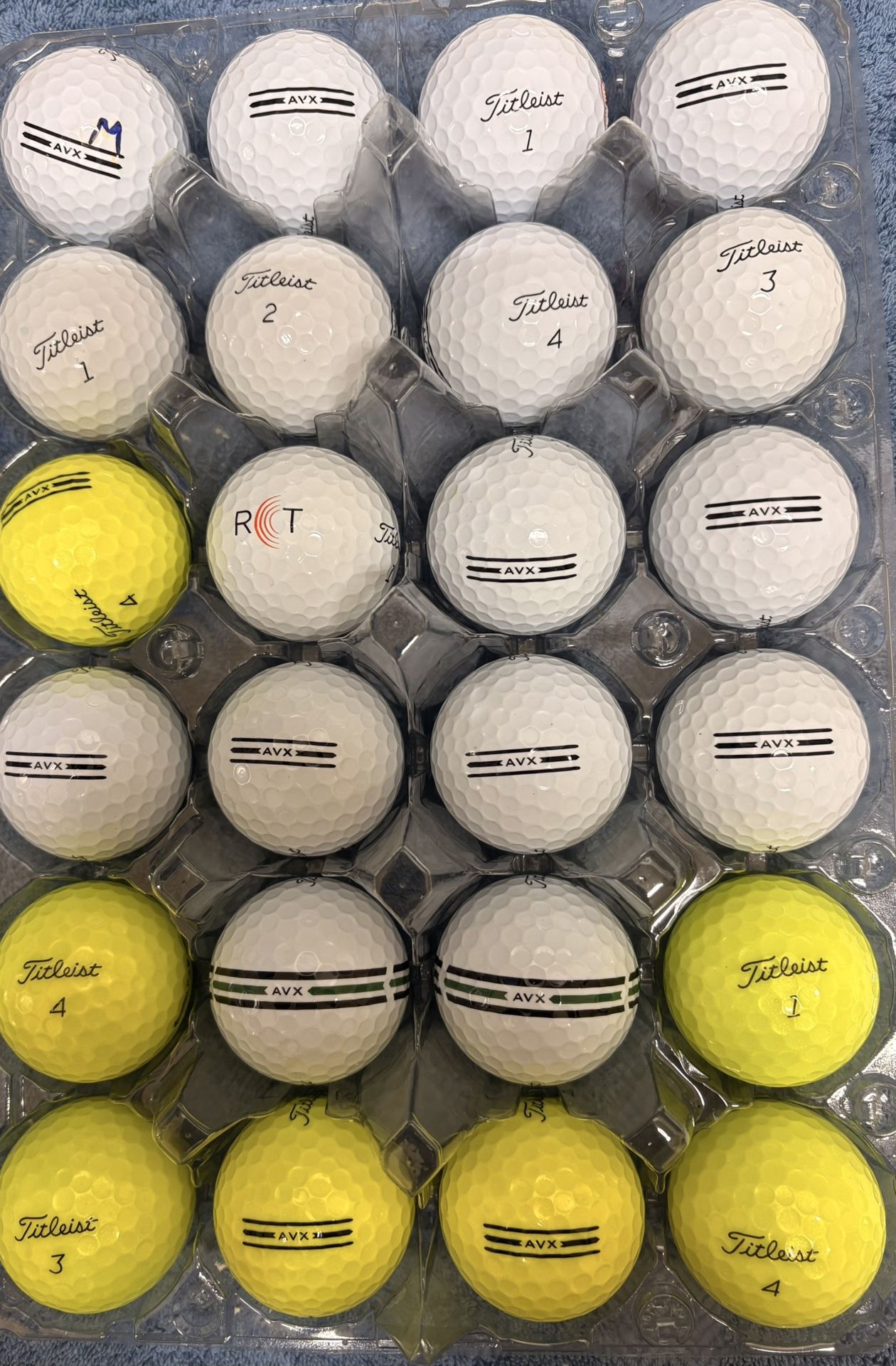24 Like New Titleist AVX Golf Balls As Pictured ⛳️ ———