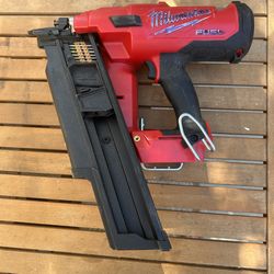 Milwaukee Battery Framing Nail Gun