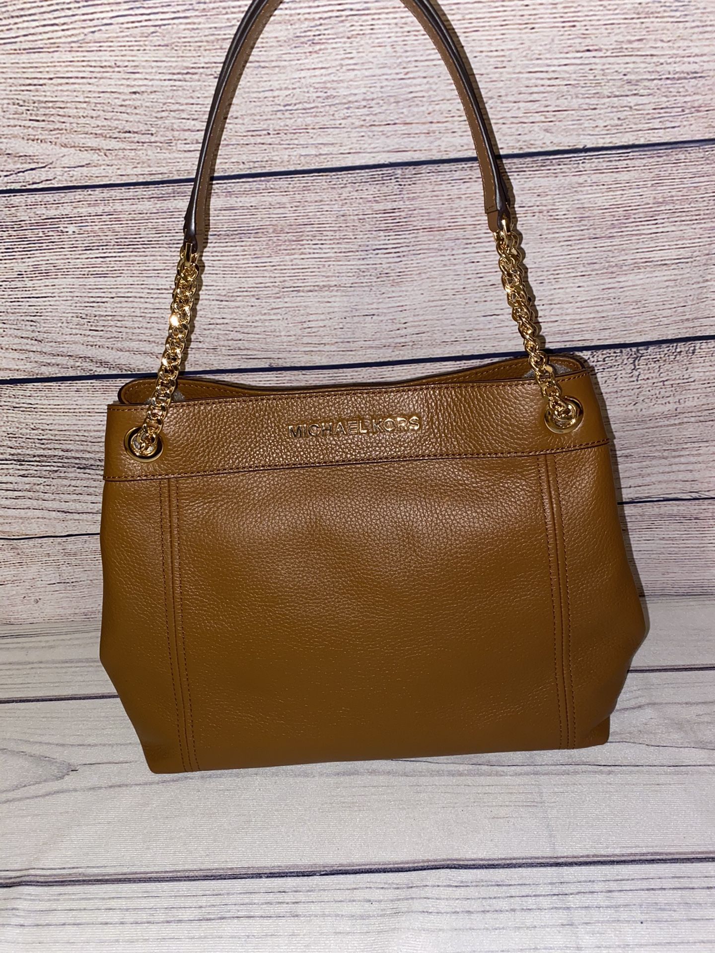 NEW MICHAEL KORS CHAIN TOTE