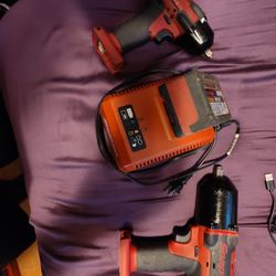 Snap-on Impact Guns 1/2 And 3/8 Inch Drives