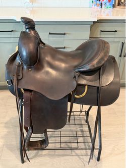 Stunning 16” Black Leather Roping Saddle