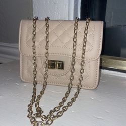 Classic Vegan Leather Crossbody Bag 