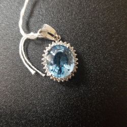14k White Gold Women's Aquamarine Pendant