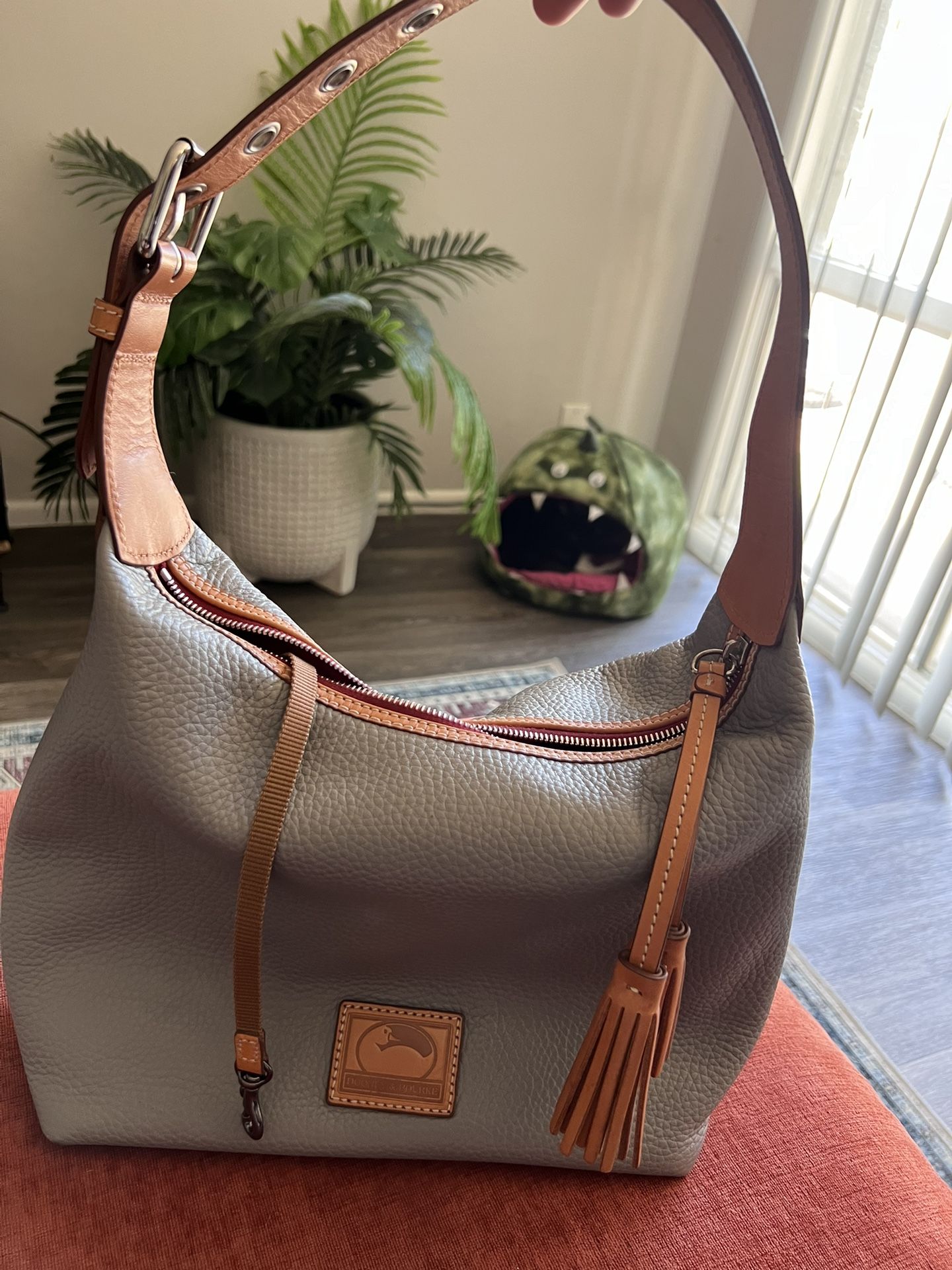 Dooney Bourke Pebble Grain Paige Sac Handbag for Sale in Phoenix AZ OfferUp