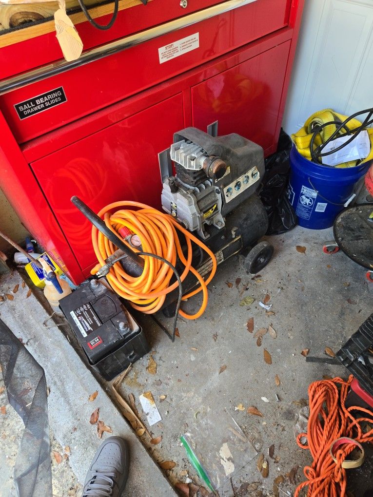 Air Compressor 8gal