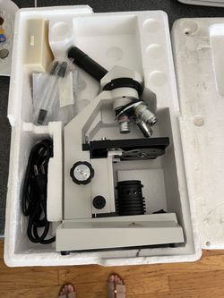 Microscope