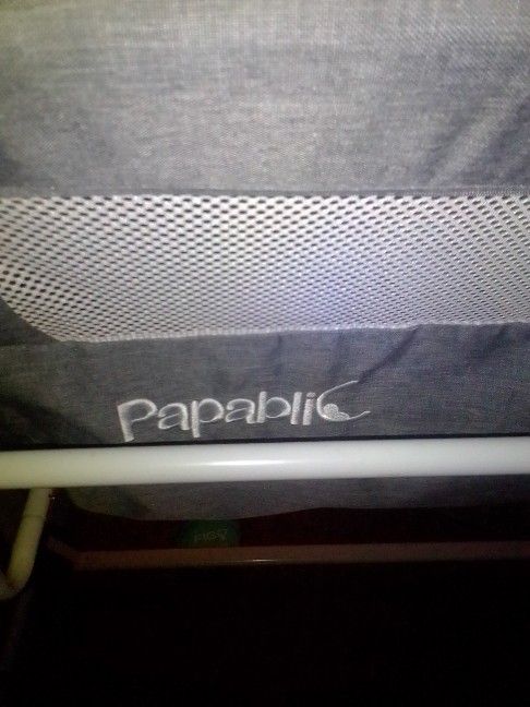 Papablic Baby Bassinet Plus Extras