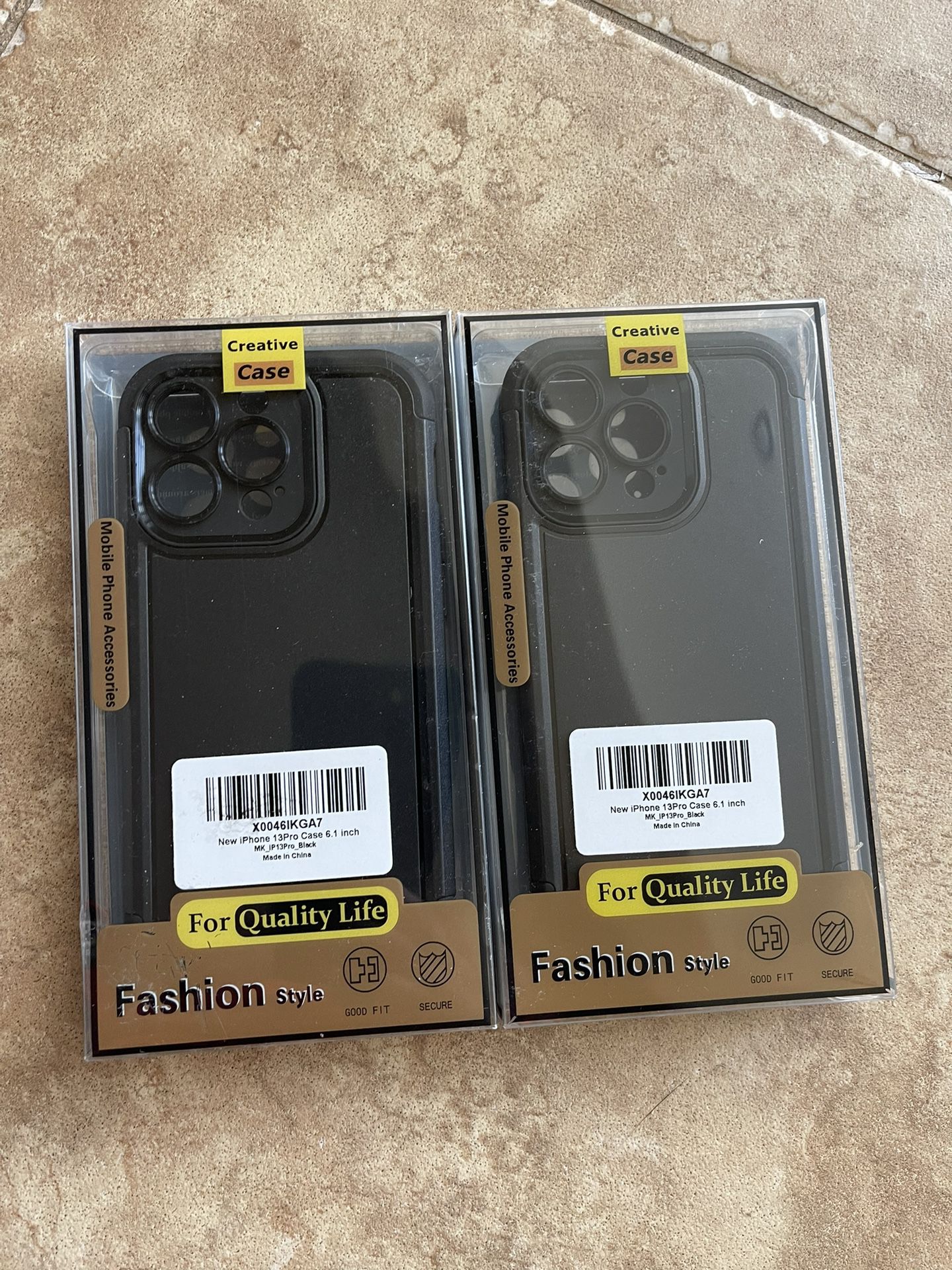 2 Magnetic for iPhone 13 Pro Case  BRAND NEW