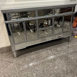 Buffet Cabinet