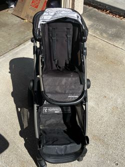 Grraco Nest to Grow stroller