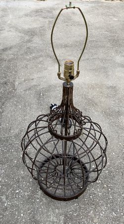 Cage lamp