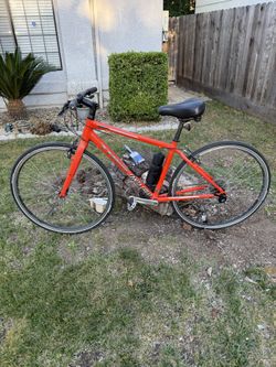 Trek FX2 Bike