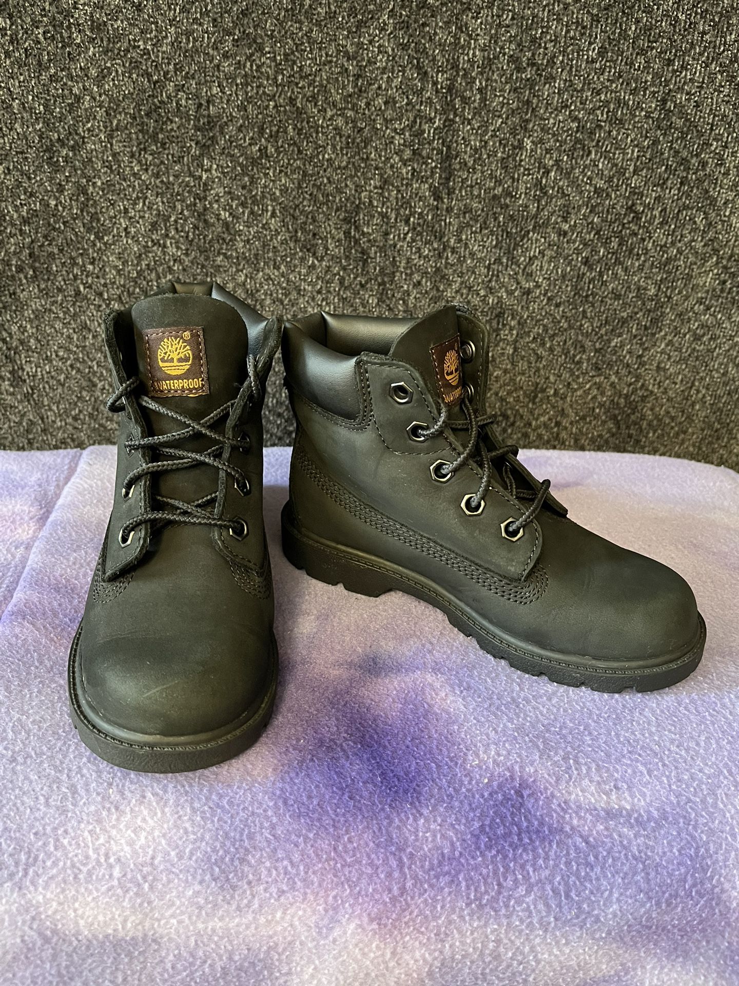 Kids Timberland Waterproof Boots Size 10.5