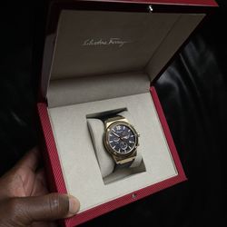 Salvatore Ferragamo Men's F-80 Swiss-Quartz Watch with Leather Calfskin Strap