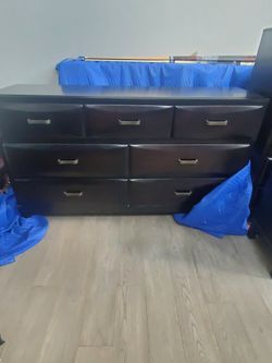 Cali/king Bedroom Set