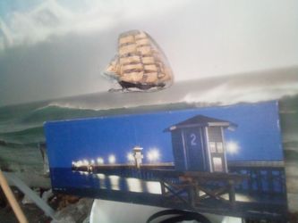 Two canvas decor