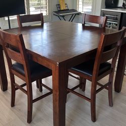 Kitchen table
