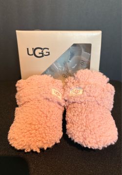 UGGS Bixie Bootie Toddler Girl Size 4/5C (M)