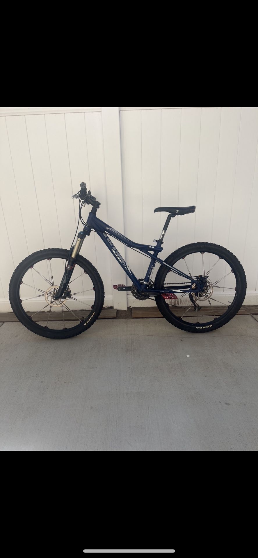 GT avalanche mountain bike