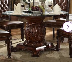 Round Glass Dining Table w/ Chairs