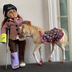 Our Generation Doll Palomino Horse Foal with Accessories