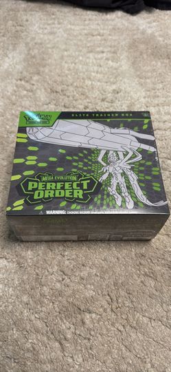 Pokémon The perfect order BRAND NEW SEALED