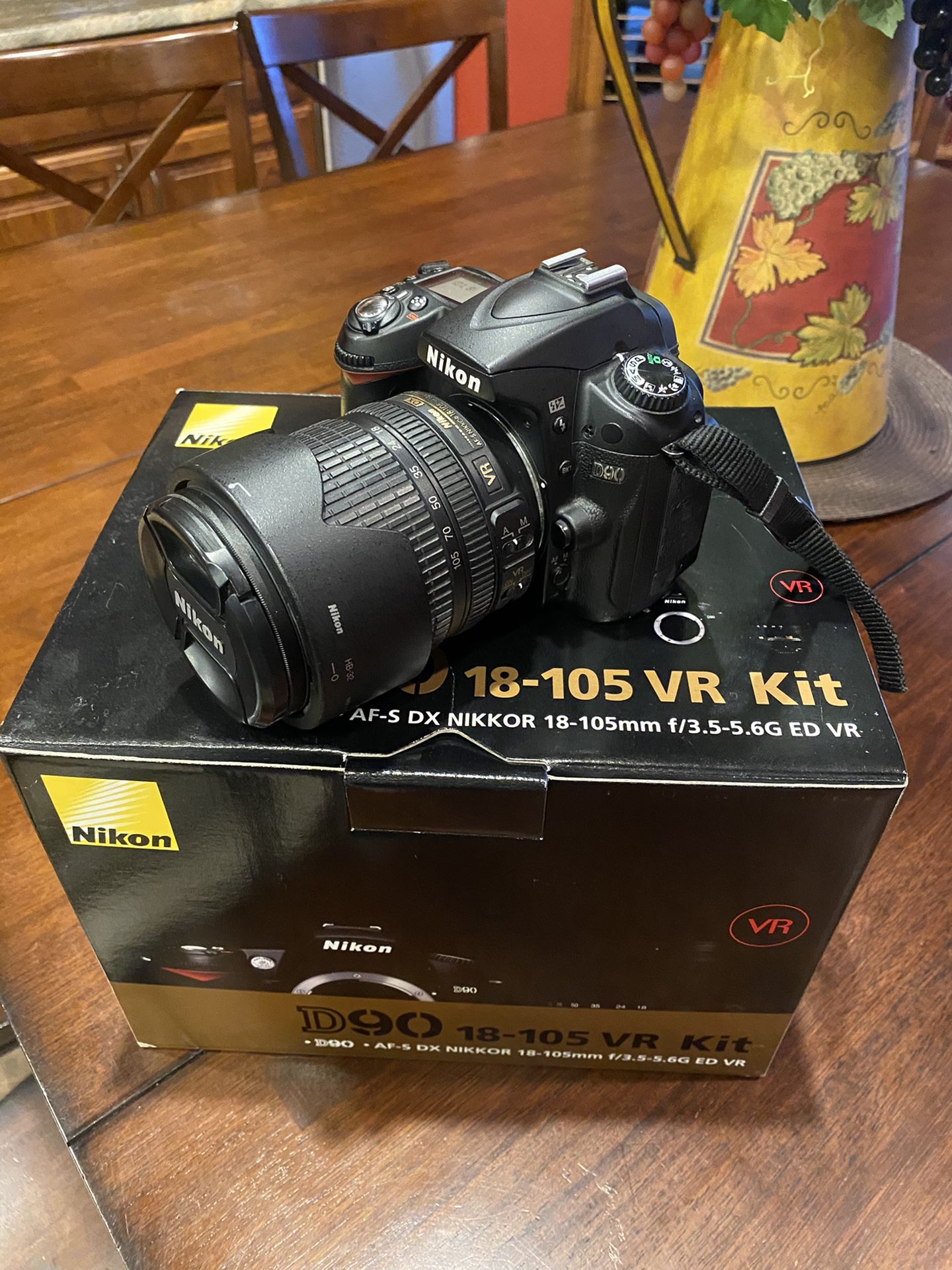 Nikon D90 With Lense