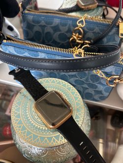 Apple watch series 8