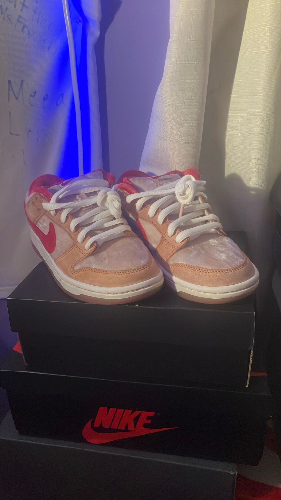 Nike Sb Dunk Low Strangelove Size 5 