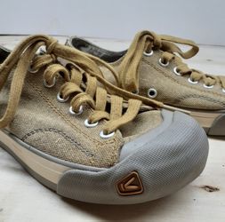 Keen Shoes Tan Size 5