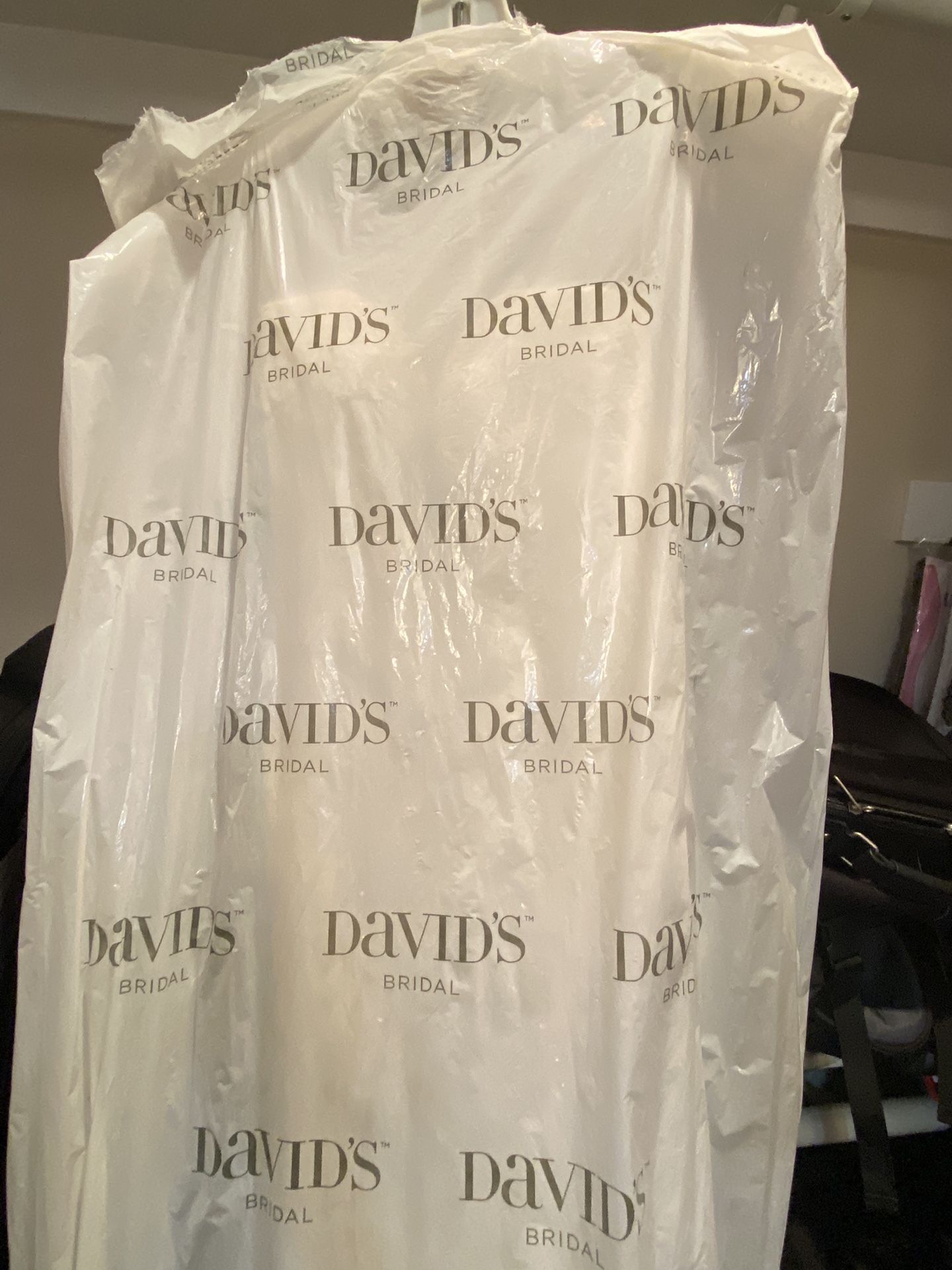 Wedding Dress NWT Never Worn