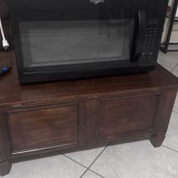 Microwave En Buenas Condiciones Calentando Muy Bien 